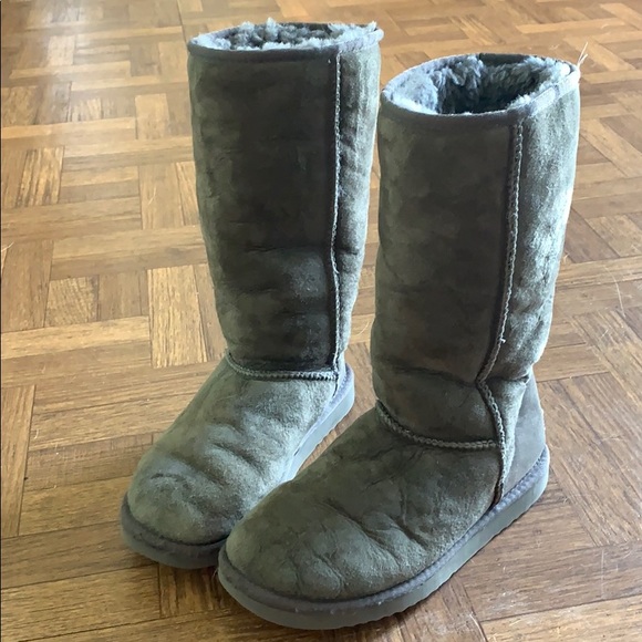 UGG Classic Tall Boot in Gray - Picture 1 of 8